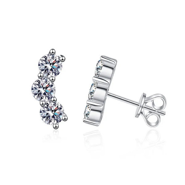 Stříbrné náušnice se třemi kulatými zirkony na puzetu