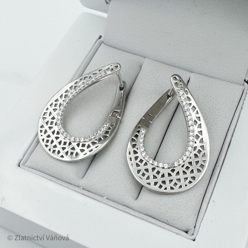 Stříbrné náušnice perforované se zirkony