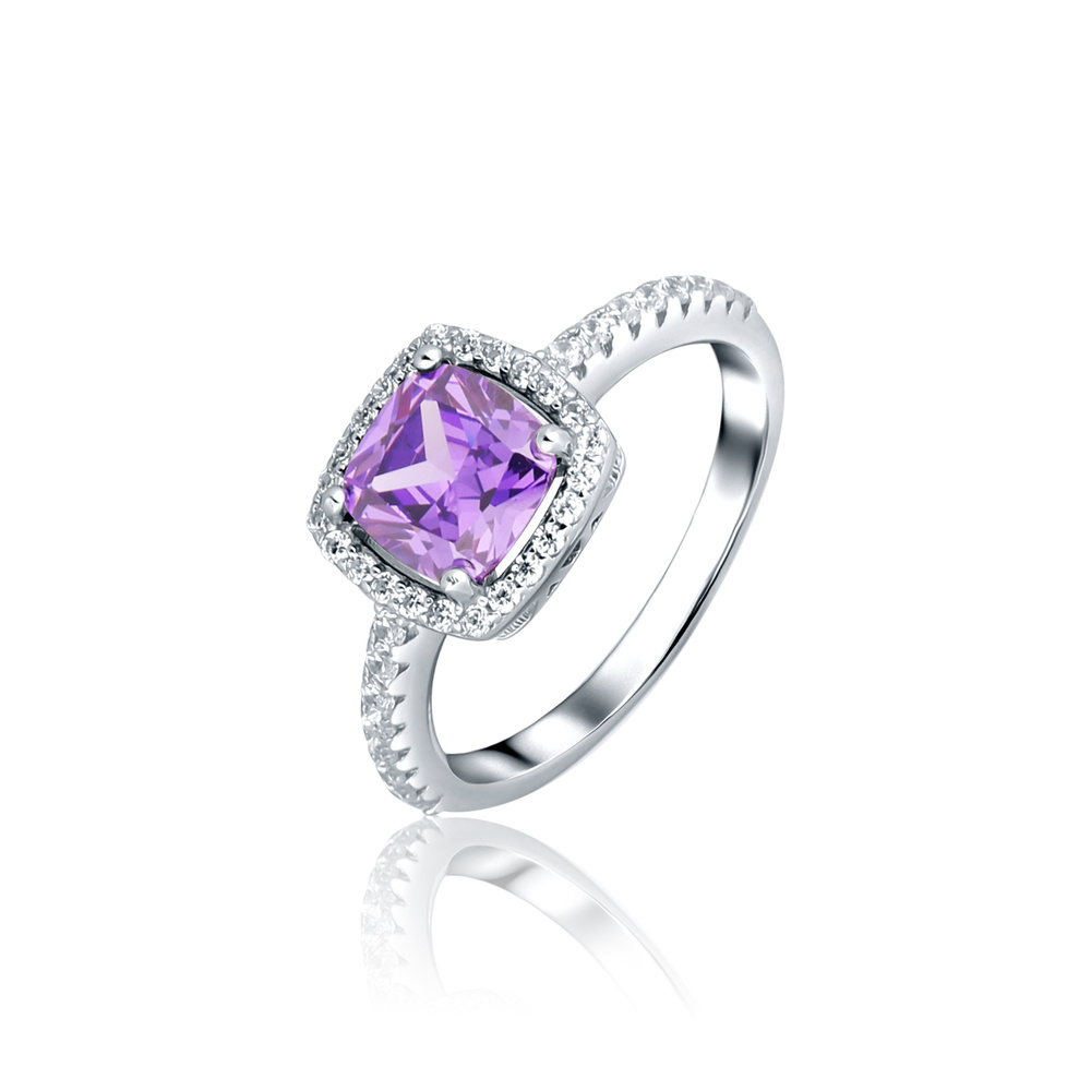 Stříbrný prsten se zirkony a fialovým zirkonem