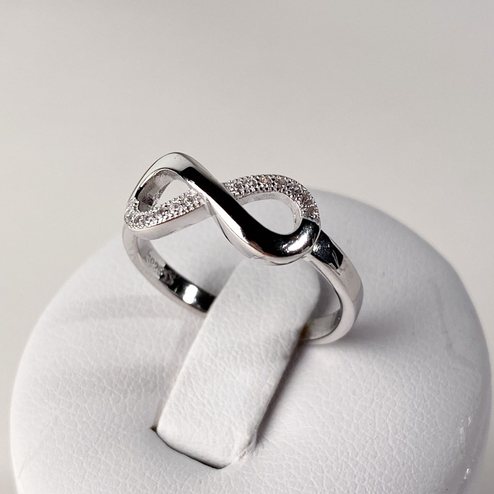 Stříbrný prsten nekonečno se zirkony 