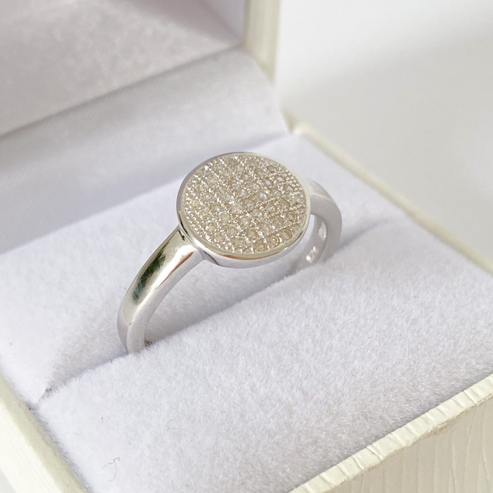 Stříbrný prsten osázený kameny Ag 925/1000